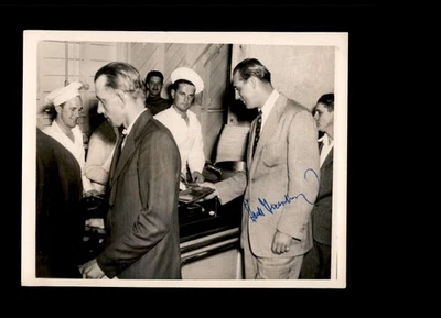 Оригинальная проводная фотография тигров с автографом Хэнка Гринберга из ДНК PSA 1941 7x9 - Изображение 1 из 2