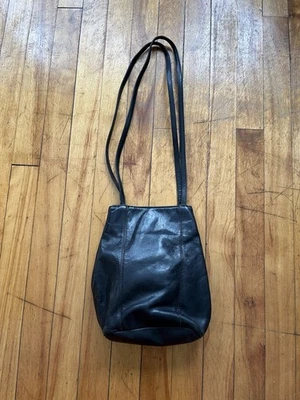 Винтажный Nine West из натуральной черной кожи мини ведро наплечная сумка сумочка магнит закрыть - Изображение 1 из 4