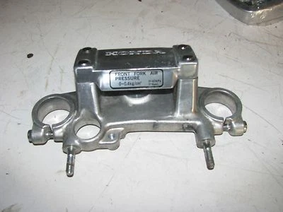 1985 84 85 86 87 Honda тени VT700C VT700 700 тройной дерево верх - Изображение 1 из 2