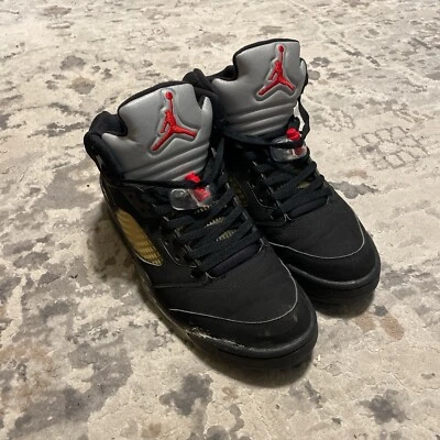 Nike Air Jordan 5 Retro OG Negro Rojo Fuego Metálico Plateado  Foto 1 de 4