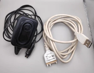 Lot Chargeur Motorola SPN5038A et Data Cable USB Motorola AAKN4015A ROKR E1 - Photo 1 sur 5