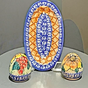 Boleslaweic Polish Pottery Salt Pepper and Plate Floral Sign D. Wozlovek UNIKAT - Picture 1 of 17