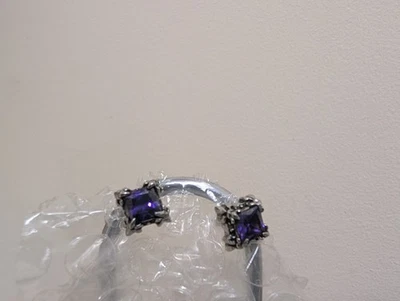 Pendientes de poste gótico de amatista de plata de ley para hombre Foto 1 de 4