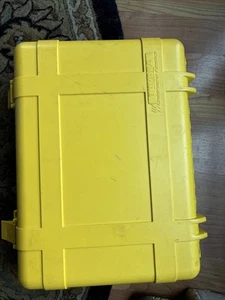 Tundra Custodia da Trasporto Cinetica Subacquea Grigio Ermetico Guscio in Plastica ad Alto Impatto - Foto 1 di 5