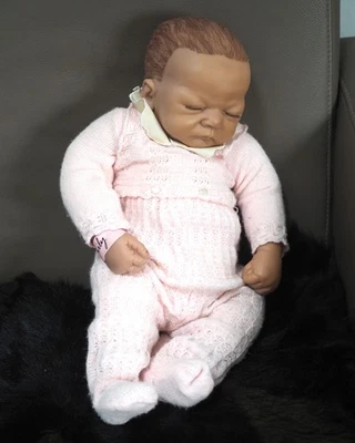 Babypuppe Mädchen Emily lebensecht, LW Ashton Drake Galleries 52 cm lang 1730 g - Bild 1 von 4