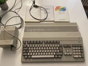 Commodore Amiga 500 mit Netzteil Rev6a KS1.3 +512 RAM,kein GILB,Funktioniert - Afbeelding 1 van 23