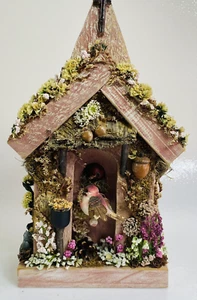 Handmade Dried Flower Spring Indoor Decor Wooden Birdhouse With Birds - Picture 1 of 12