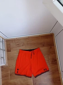 TOTTENHAM HOTSPUR 2013-2014 FOOTBALL SHORTS HOME UNDER ARMOUR ORIGINAL SIZE L - Picture 1 of 7
