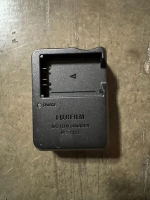 Cargador de batería original BC-T125 para Fuji Fujifilm GFX50S GFX50R GFX100 Foto 1 de 3