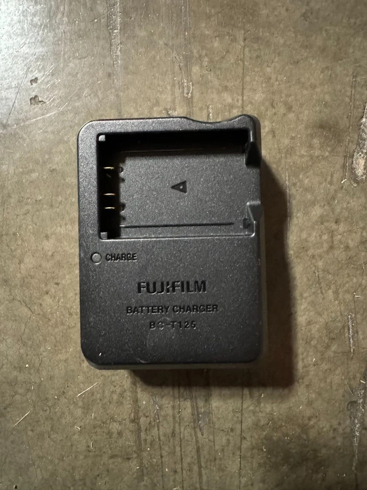 Cargador de batería original BC-T125 para Fuji Fujifilm GFX50S GFX50R GFX100 Foto 1 de 3