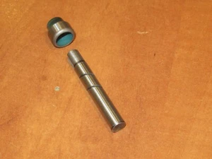 Sello de aceite de eje y eje para sección de extensión de caja de cambios ZF S5-20 de 5 velocidades - Imagen 1 de 2