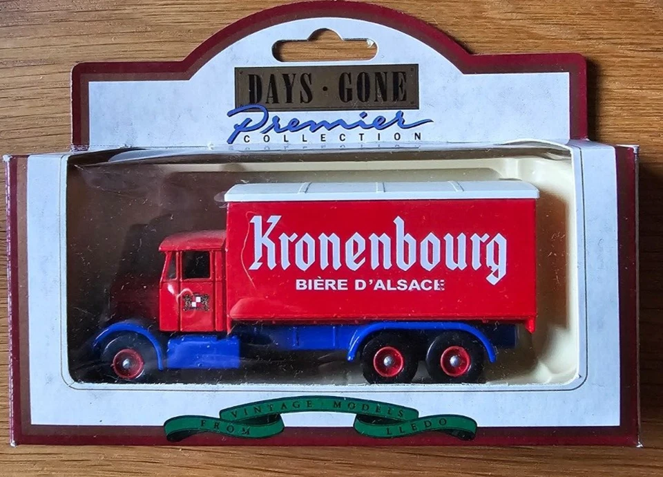 LLEDO DAYS GONE VINTAGE MODEL UK MADE 44014 1937 SCAMMELL 6-WHEELER KRONENBOURG - Image 1 of 1