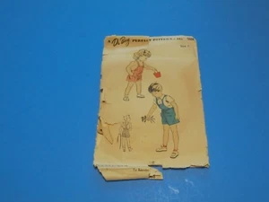 Mono y blusa vintage de los años 40 con patrón de costura Dubarry 5668 para niños pequeños talla 3  - Imagen 1 de 3
