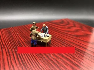 New 1/72 3PCS WWII Soviet Commander Officers Assembled & Painted Model! - Picture 1 of 1