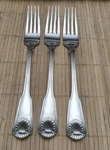 SET OF 3 TOWLE LONDON SHELL 8 1/8" STAINLESS DINNER FORKS - KOREA - Picture 1 of 1