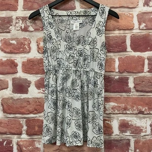 White House Black Market Top Damen klein weiß schwarz Blumen Freizeitshirt - Bild 1 von 7