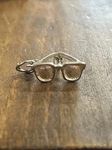 Sterling Silber Sonnenbrille Anhänger 1,53 Gramm - Bild 1 von 4