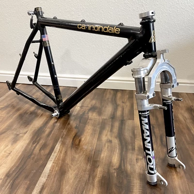 Bicicleta de montaña negra Cannondale CAD 3 cuadros 20" de colección MTB Deore XT Manitou horquilla Foto 1 de 4