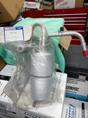 Acumulador de aire acondicionado de aluminio Four Seasons 34162 1986-93 Ford Taurus Mercury Sable Foto 1 de 4