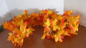 GUIRNALDA FLORAL OTOÑO/OTOÑO 4 PIES HOJAS Y BAYAS - Imagen 1 de 3