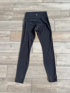 "Pantalones Lululemon Align HR negros talla 6 usados en excelente estado entrepierna 27""" - Imagen 1 de 7