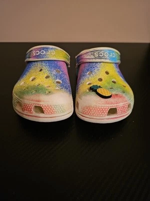 Zuecos Crocs para bebé/niña pequeña multicolor de goma clima cálido niño talla 5 Foto 1 de 4