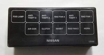 1998 - 2001 NISSAN ALTIMA FUSE RELAY COVER LID 24382-0Z000  B2 - Image 1 of 2