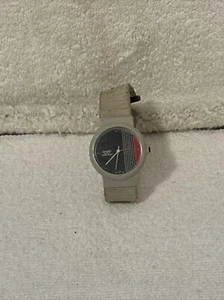 Vintage 80s CASIO MQ-14 Wrist Watch Water Resistant NEEDS BATTERY FREE SHIP - Picture 1 of 11