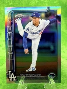 Yoshinobu Yamamoto - Refractor - 2025 Topps Chrome #179 Los Angeles Dodgers - Picture 1 of 11