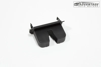 AUDI A4 QUATTRO 2017-2023 MALETERO TRASERO TAPA CIERRE ACTUADOR CUBIERTA OEM Foto 1 de 4