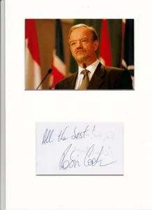 Robin Cook - Autograph - Mounted & Ready to Frame - UACC RD223 - Picture 1 of 1