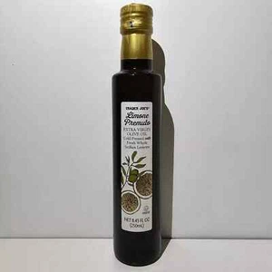 Trader Joes Limone Premuto Cold Pressed Extra Virgin Olive Oil - Picture 1 of 3