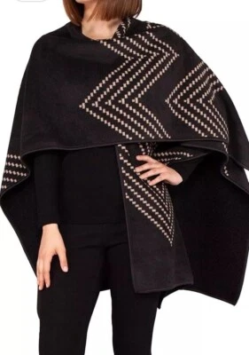 Ike Behar Warm Reversable Black w Tan Design Women’s Wrap For Cold One Size - Image 1 of 4