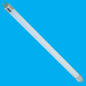 2x 14W T5 2 Pin 560mm Fluorescent Tube Strip Light Bulb 3500k White Lamp - Picture 1 of 1