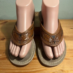 Roper Women’s Tooled Leather Brown Flip-Flop Western Sandals Size 6 - Picture 1 of 8