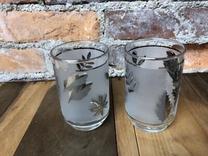 2 Frosted Silver Leaf Drinking Glass Vintage Libbey Tumblers MCM 1960s Barware - Picture 1 of 6