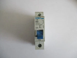 INTERRUPTOR DE CIRCUITO MCB MCB CHINT UB B32 32 AMP 6KA POLO ÚNICO - Imagen 1 de 1