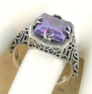 ANTIQUE STYLE 925 STERLING SILVER COLOR CHANGING SIMULATED ALEXANDRITE RING 906Z - Picture 1 of 3