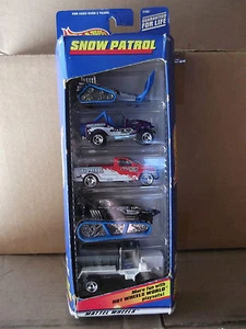 1998 Hot Wheels SNOW PATROL 5 CAR GIFT SET NIP - Picture 1 of 2
