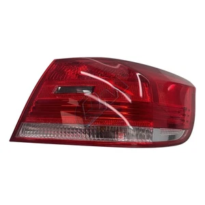 BMW 3 Series E93 Pre LCI Outer Rear light Driver O/S Right 7162302 - Picture 1 of 6
