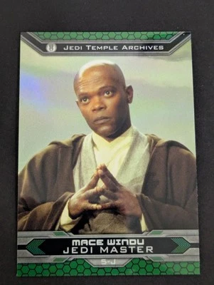 Mace Windu 2015 Star Wars Chrome Perspectives Rainbow Refractor Parallel No. 5-J - Image 1 of 2