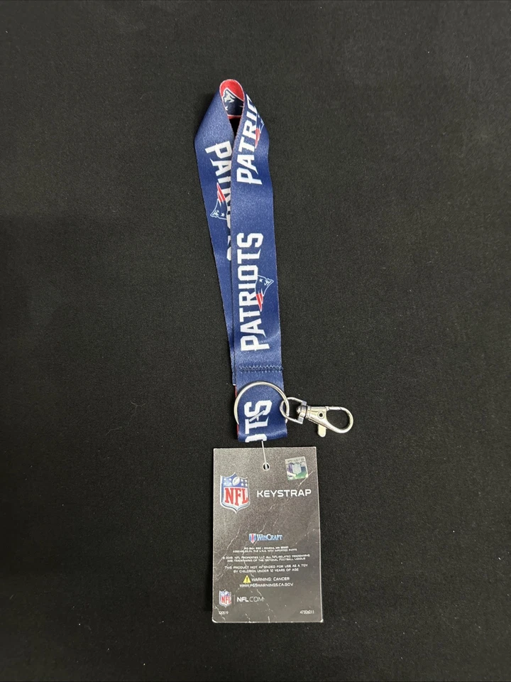 NFL New England Patriots Keystrap NWT - Image 1 of 1