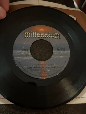 Meco 45 Theme From Close Encounters Of The Third Kind 7" Vinyl Record 45 Rpm - Image 1 of 4