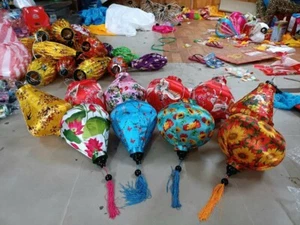 Word Vendor | Silk Lantern with Pattern | Handmade: with Bamboo and Silk - Picture 1 of 8