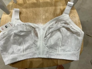 NWT Triumph Doreen Bra Womens UK 38G White Non Wired Full Cup Support EU 85 H - Picture 1 of 9