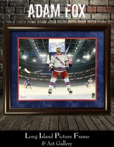 Fotografía Firmada de Adam Fox New York Rangers Fanáticos enmarcados a medida - Imagen 1 de 8