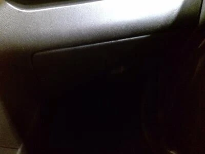 Guantera usada se adapta a: Ford Fiesta 2016 grado A Foto 1 de 4