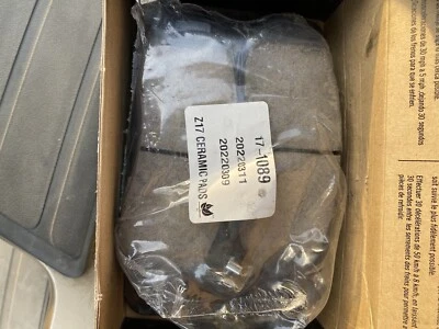 front brakes pads 17-1089 - Image 1 of 2