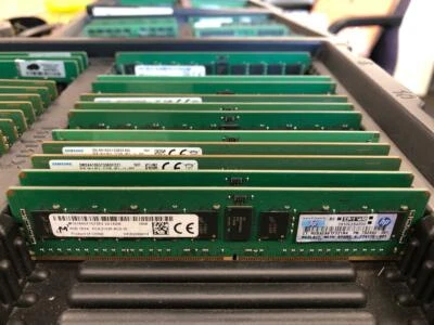 HPE 752368-081 8gb (1x8gb) 2133mhz Pc4-17000 Cas-15 Ecc Registered Single Rank - Image 1 of 3