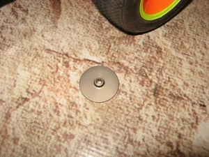 Vintage RC Losi Transmission Spares Slipper Backing Plate (1) 3132 Used - Picture 1 of 3